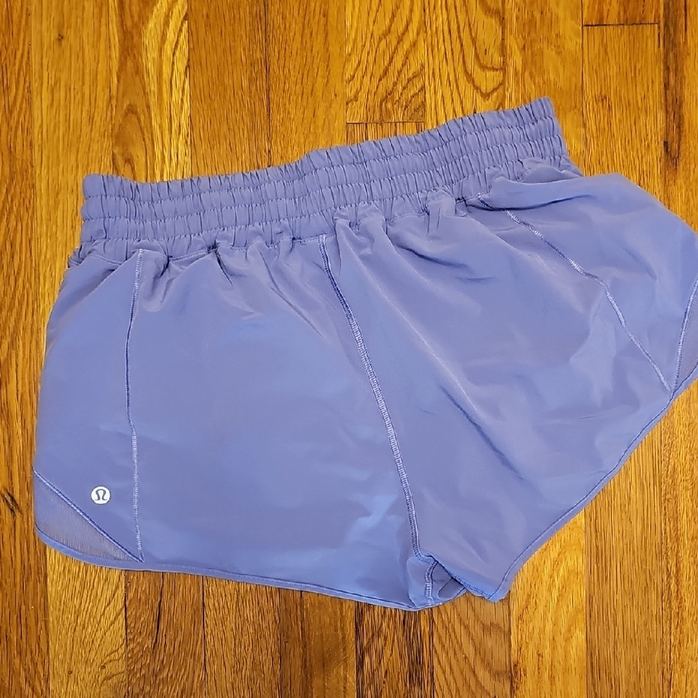 💜 Lululemon Hotty Hot Shorts - Picture 6 of 7